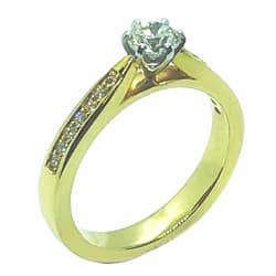18ct Yellow Gold Diamond Ring Totaling 0.62ct